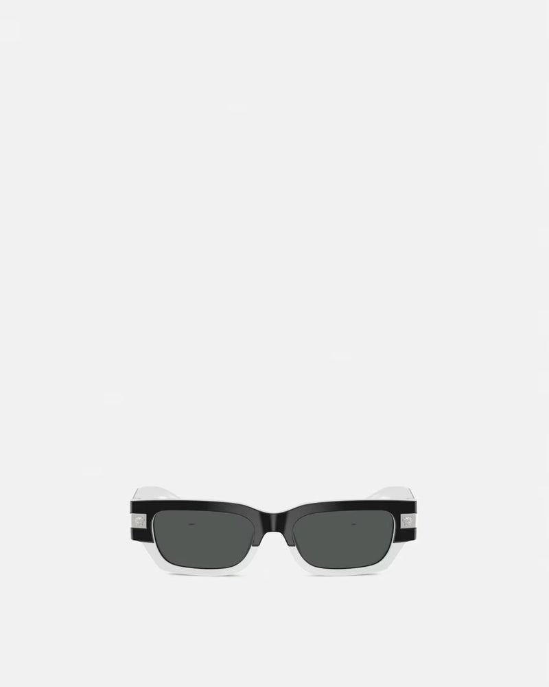 Classic Top Sunglasses in Black and White